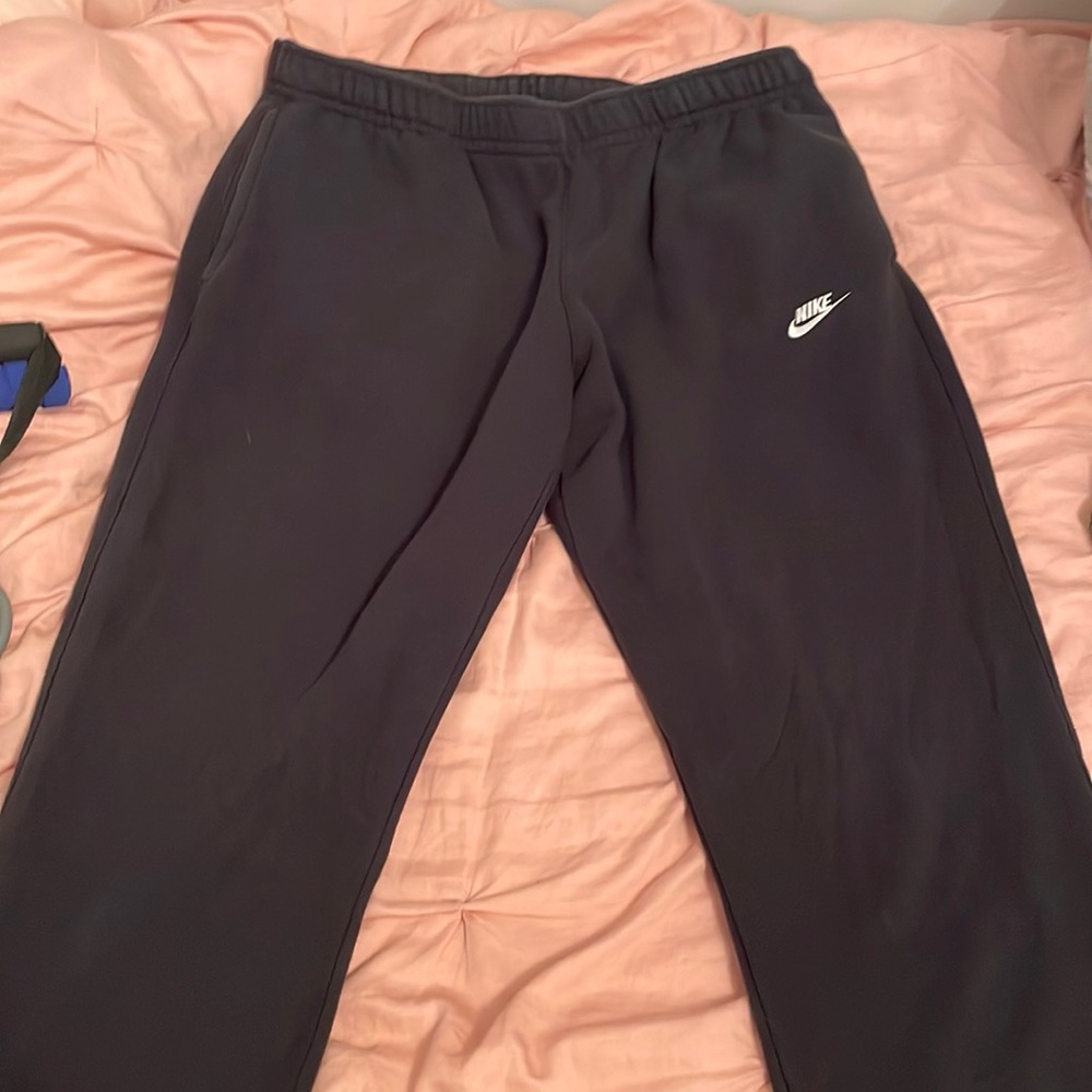 Nike joggers pants